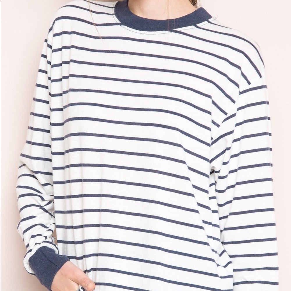 Brandy Melville Gretchen long sleeve tee